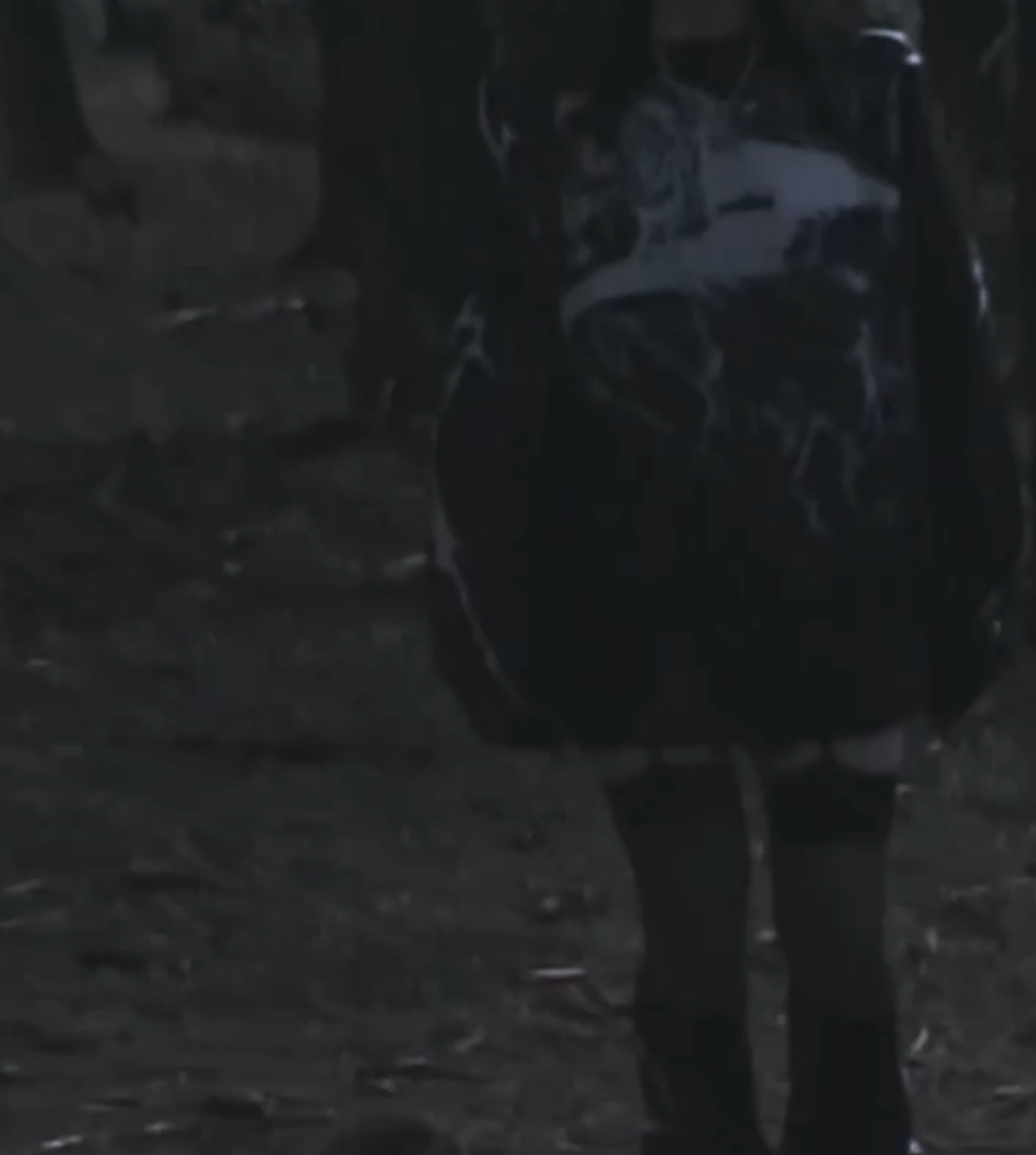 "nyarei" knit sweater